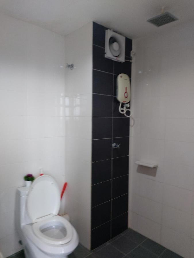 The Viana Apartment IV Кота Бару Екстериор снимка
