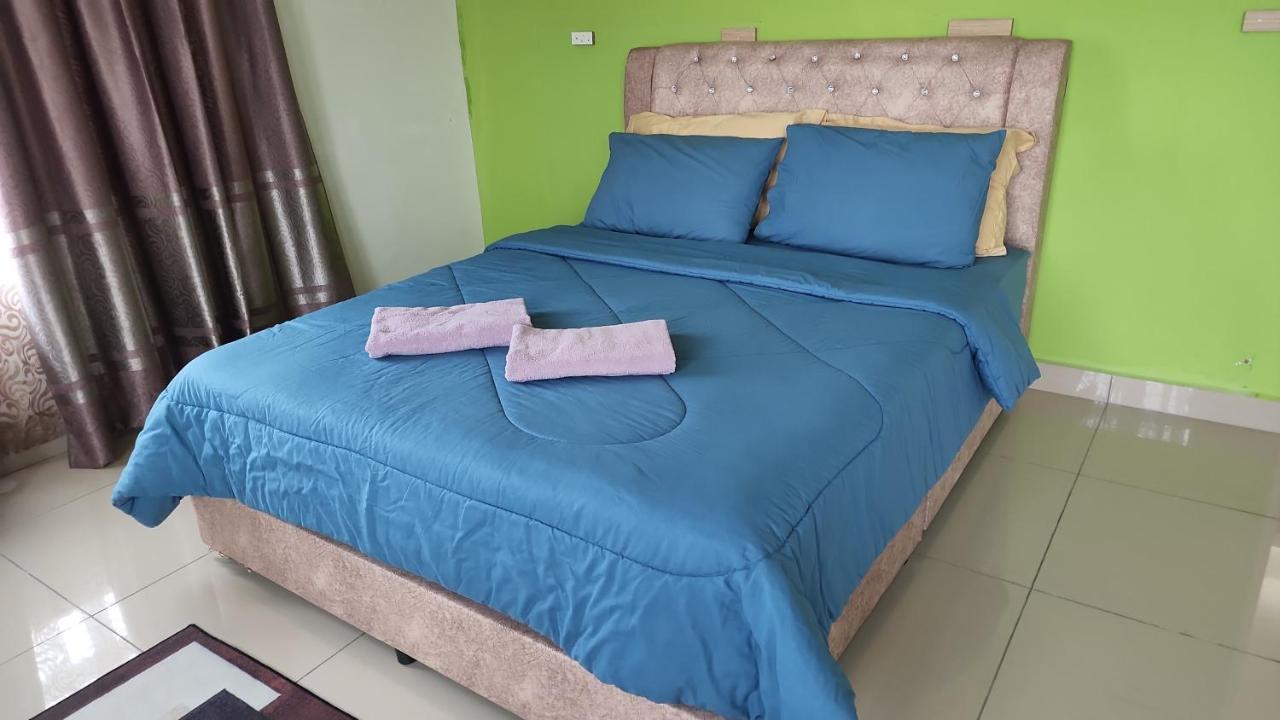 The Viana Apartment IV Кота Бару Екстериор снимка